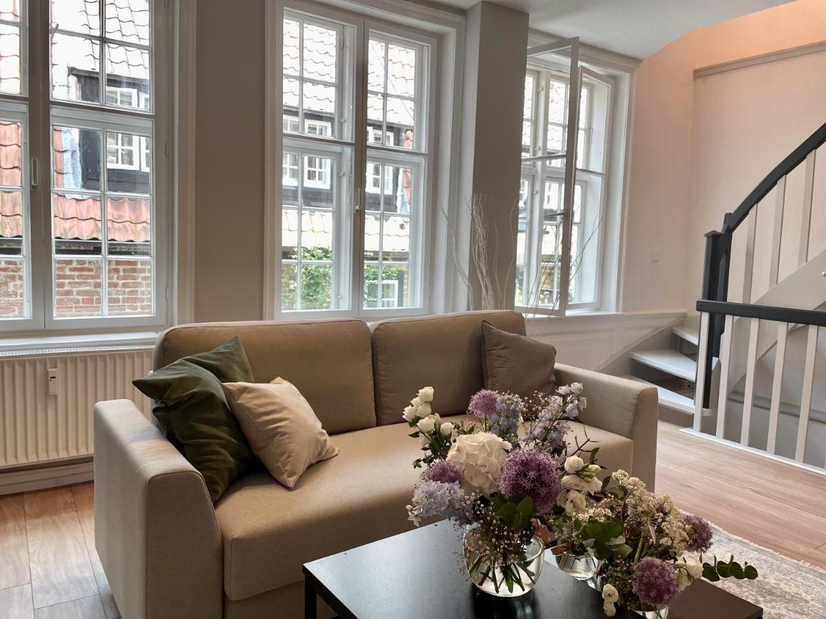 Ferienwohnung Marzipan - Im Herzen Der Altstadt, Historisches Gebaeude Mit Modernem Ambiente, W-Lan Lubeck Bagian luar foto